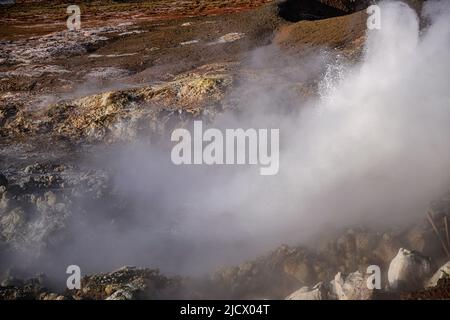 Fire n`Ice - Island live erlebt ! Eindrücke meiner Inselreise im August 2019.Hier das Hochtemperaturgebiet Gunnuhver auf der Halbinsel Reykjanes. Stockfoto